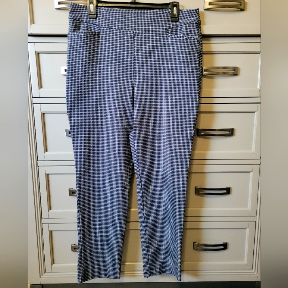 Chico's ponte pant, navy blue/white stripes